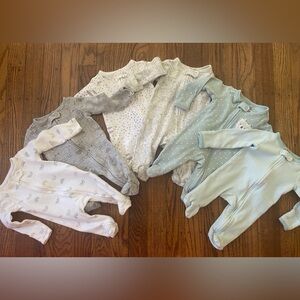 Set of 6 Newborn Onesies SimpleJoy - New